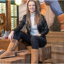 Navigating UGG's Shipping Policy: Is Free Shipping an Option?