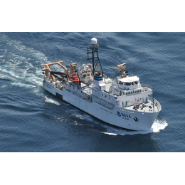 West Marine Review: Best Deals, Prices & Coupons for Boaters ⚓💸