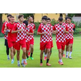 ⚽ Kitlocker Makes Teamwear and Sports Apparel Easy for Clubs and Athletes